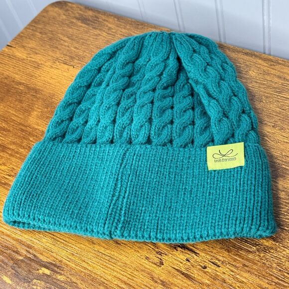 Oscardo Leah Dorion Strong Earth Woman Embroidered Knitted Hat Winter Beanie - Picture 4 of 8